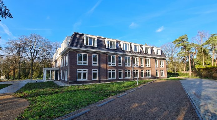 Villa Tafelberg te Blaricum opgeleverd